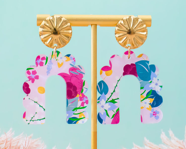 Floral Scallop Arch Geometric Earrings