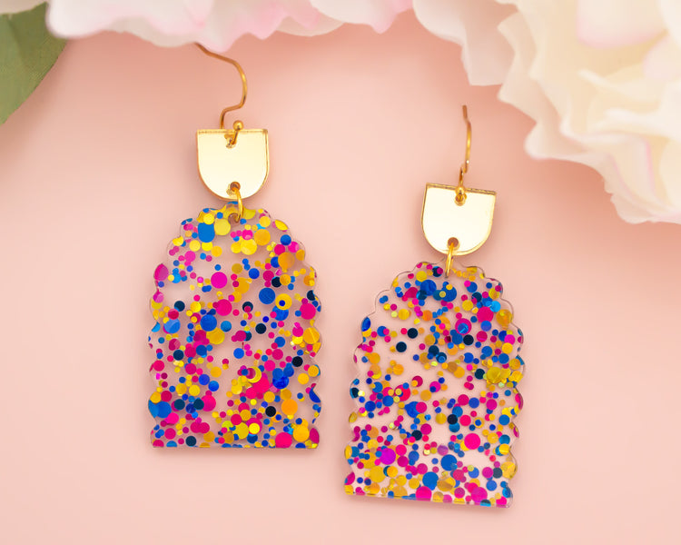 Scallop Arch Confetti Geometric Earrings