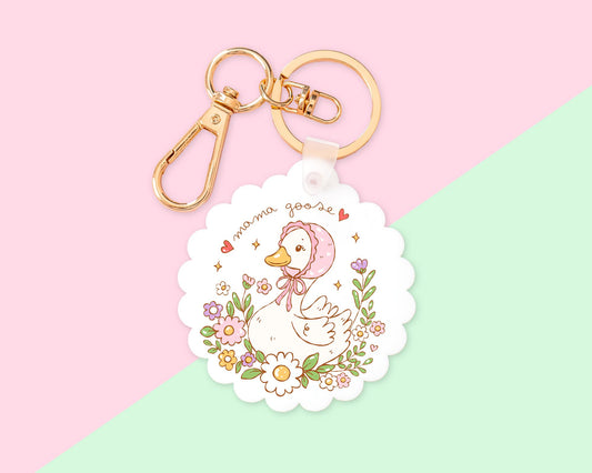 Mama Goose Scallop Keychain With Clip